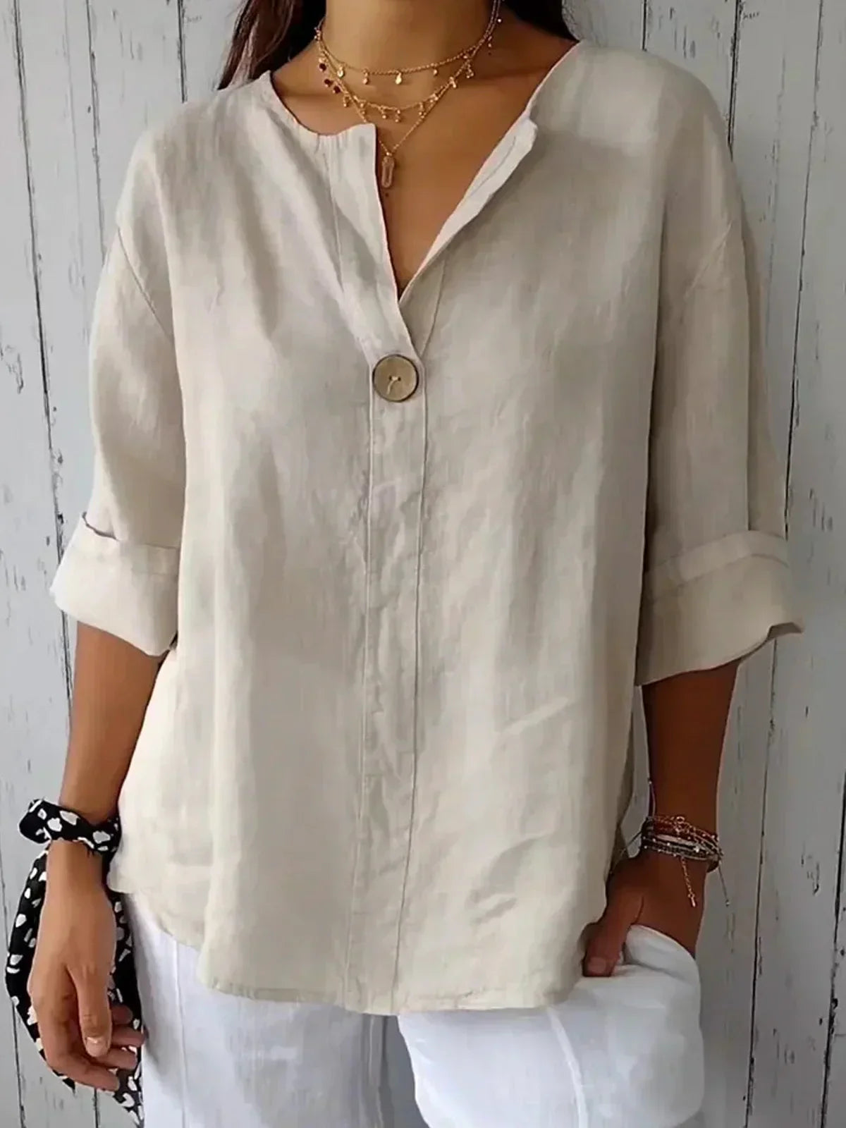 Willow - Casual V-Neck Blouse