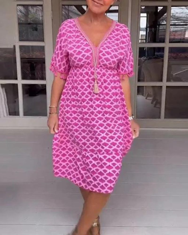 Carla - V-neck dress with print