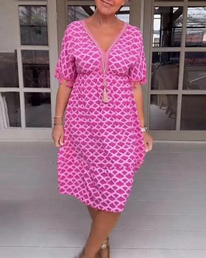 Carla - V-neck dress with print