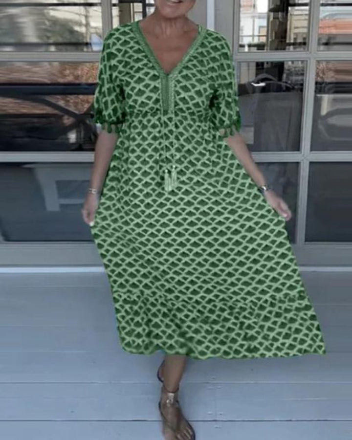 Carla - V-neck dress with print