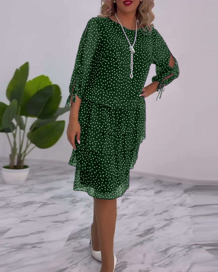 Louise – Elegant dress with polka dot print