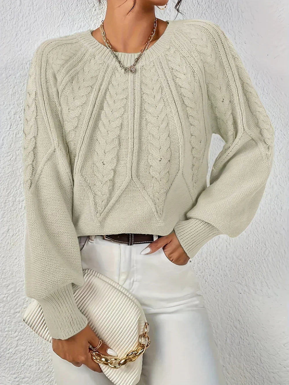 Sandra - Modern Knitted Sweater