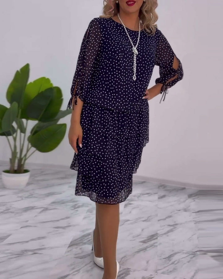 Louise – Elegant dress with polka dot print